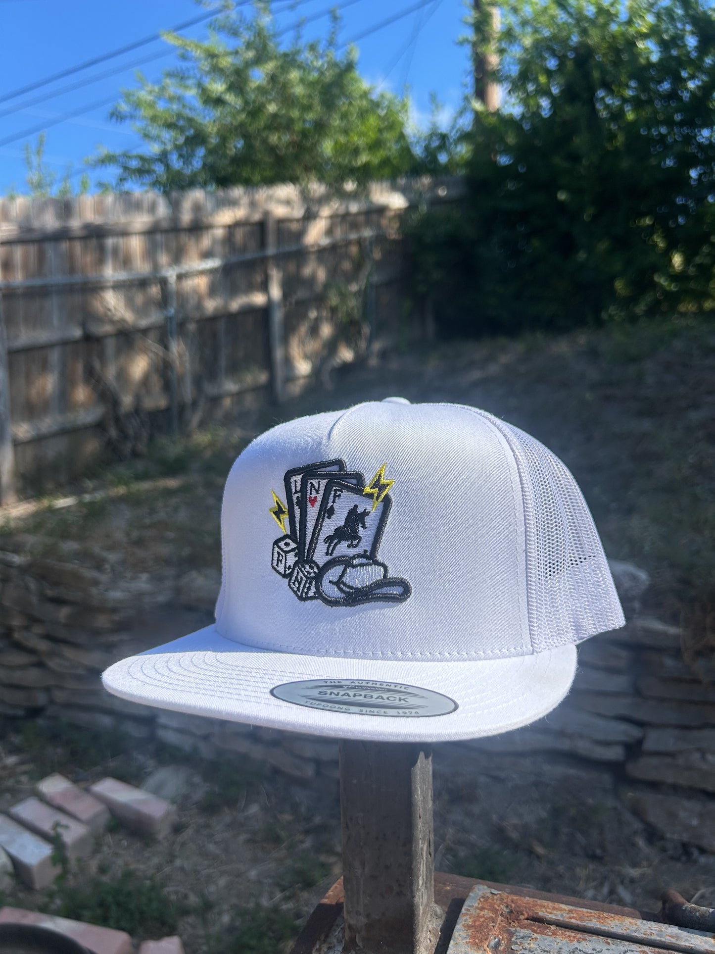 La Nueva Fortaleza White