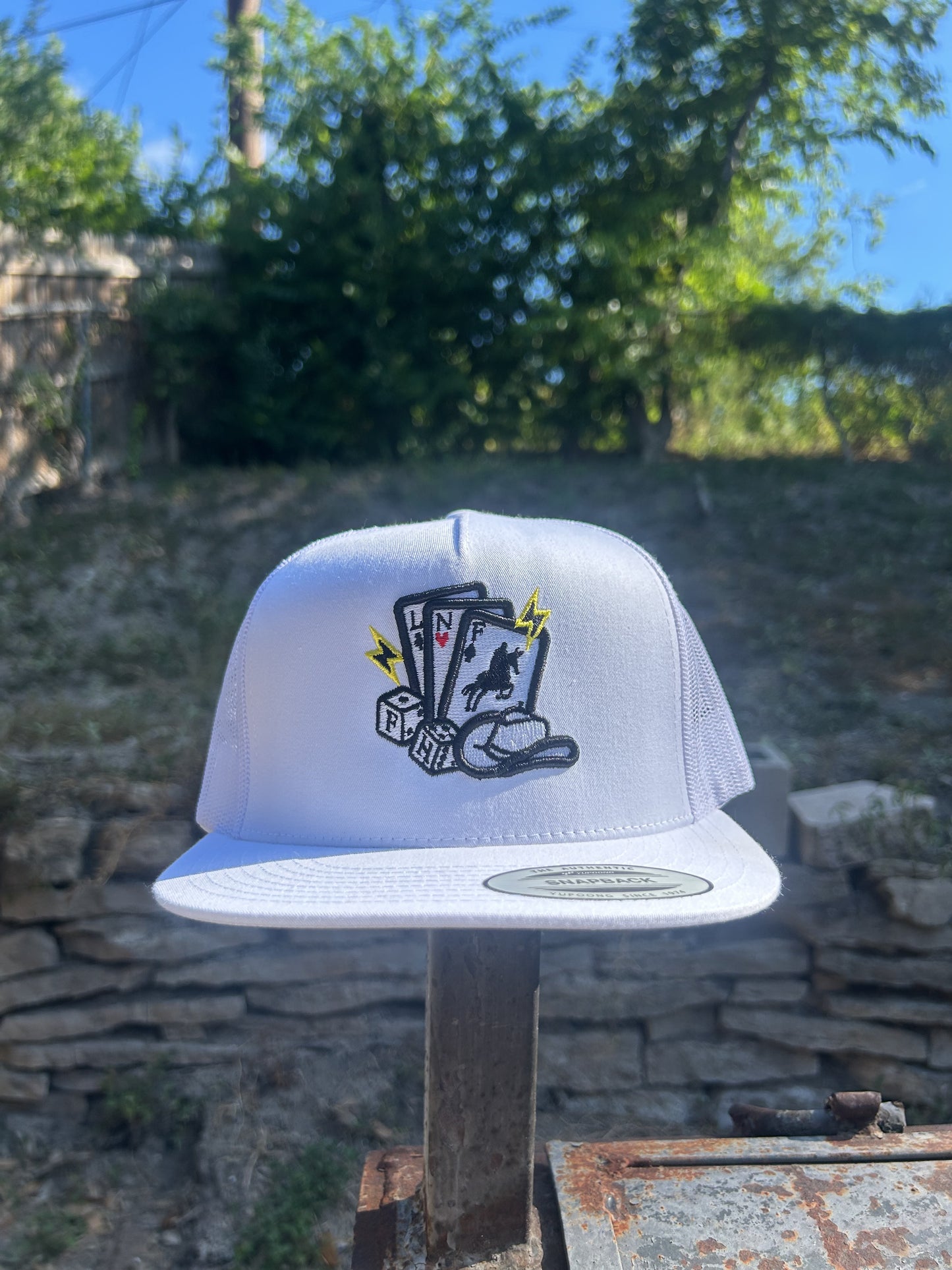 La Nueva Fortaleza White